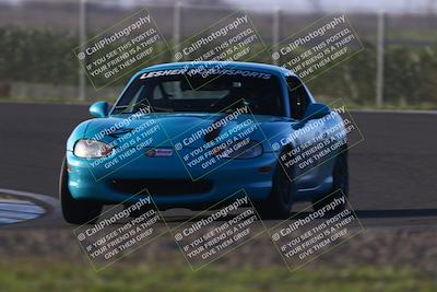 media/Jan-18-2026-CalClub SCCA (Sun) [[8bc6468723]]/Group 7 Race/Turn 1/